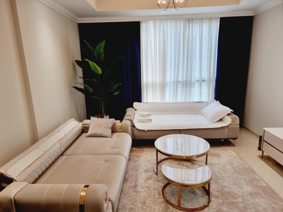 Dunya Tower Luxury And 2 Min Walk To Dubai Mall And Burj Khalifa In Heart Of Downtown מראה חיצוני תמונה