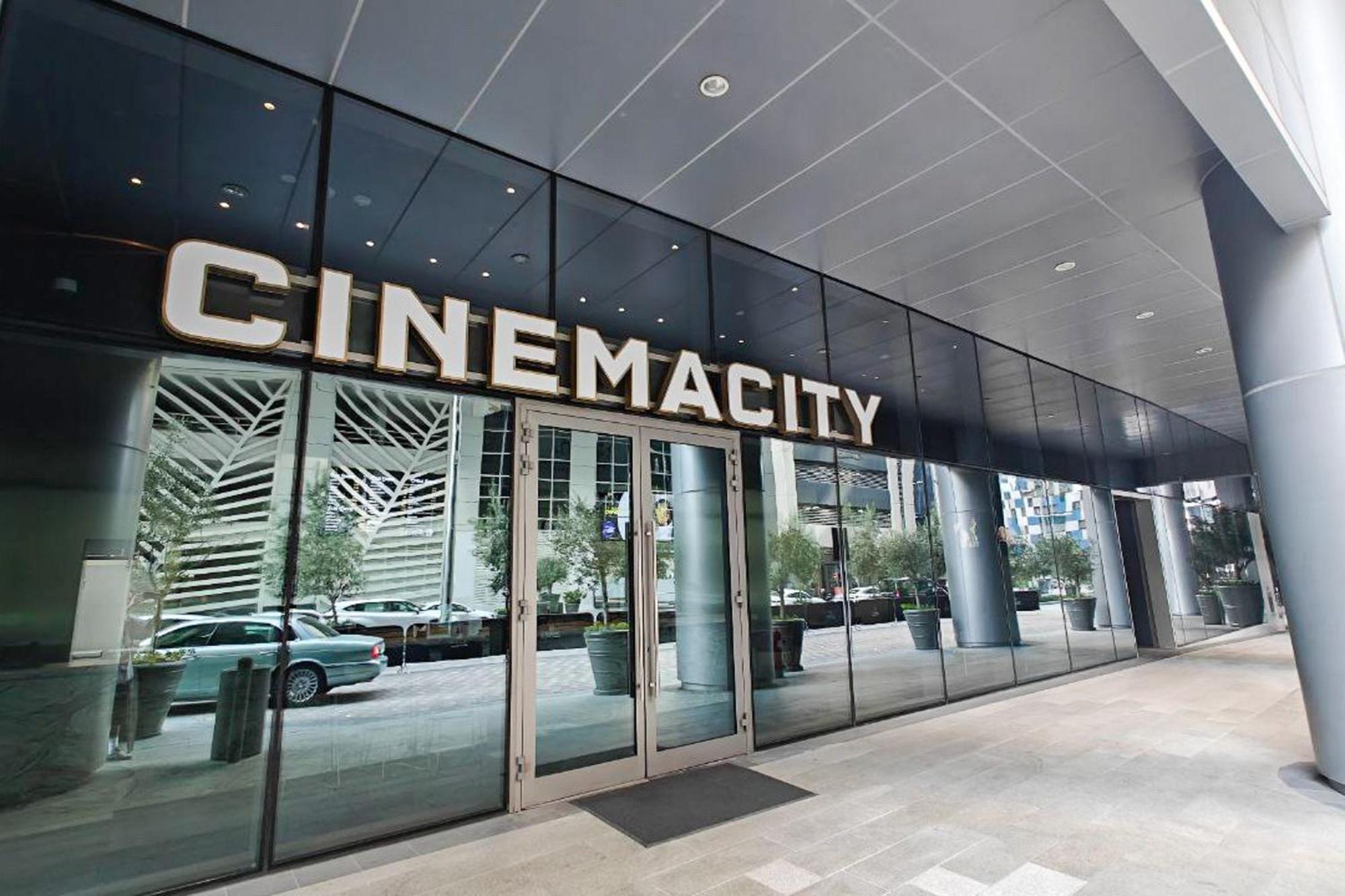Dunya Tower Luxury And 2 Min Walk To Dubai Mall And Burj Khalifa In Heart Of Downtown מראה חיצוני תמונה