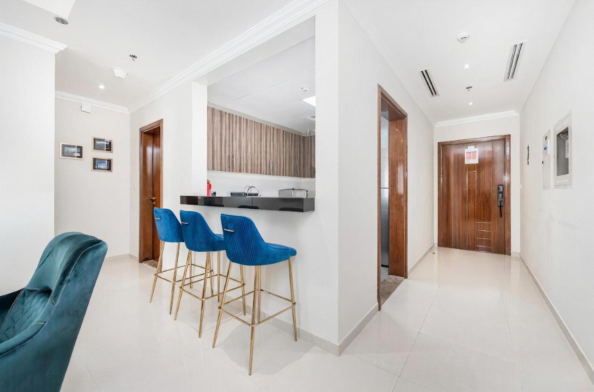 Dunya Tower Luxury And 2 Min Walk To Dubai Mall And Burj Khalifa In Heart Of Downtown מראה חיצוני תמונה